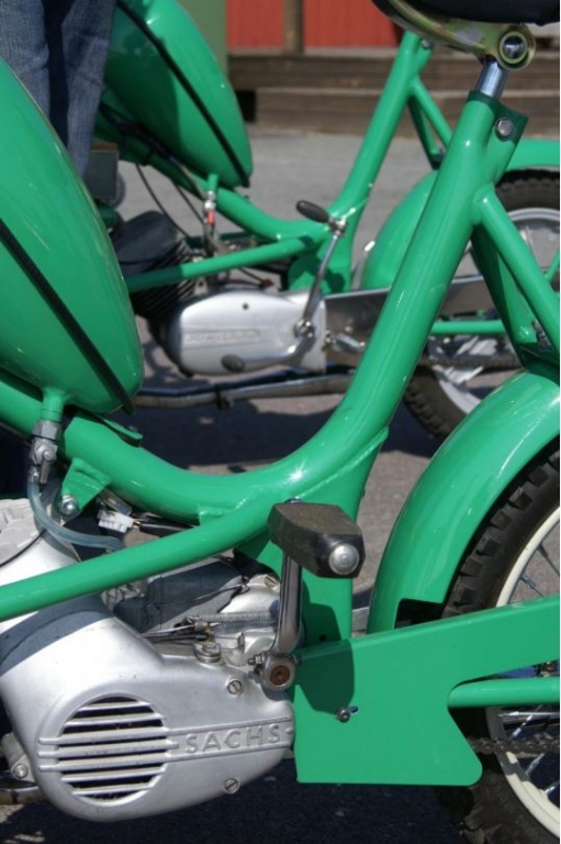 Schwedischer Dreirad-Klassiker : Flakmoped - on the road again