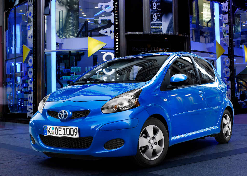 Toyota Aygo, iQ, Yaris und Avensis profitieren von neuer Kfz-Steuer