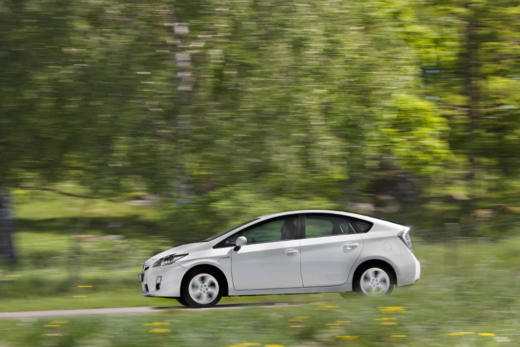 Toyota Prius liegt über Plan 