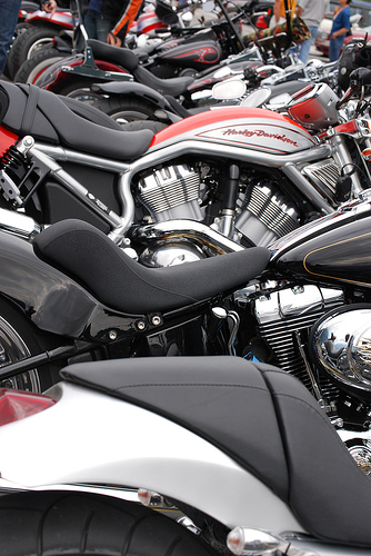 Wozu die Route 66 abreiten, wenn man in Sturgis feiern kann?! Coolness gepaart mit Sparsamkeit.