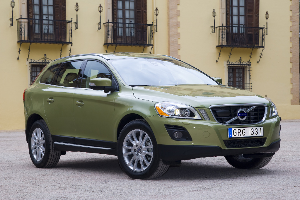 XC60: Volvo XC60 R-Design debütiert auf der IAA 