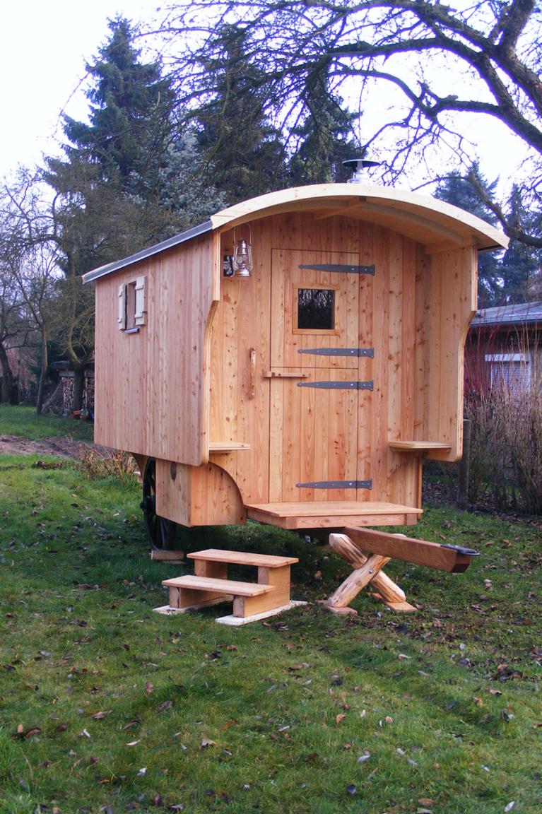 Zurück zur Natur: Nostalgie-Wohnwagen aus Holz 