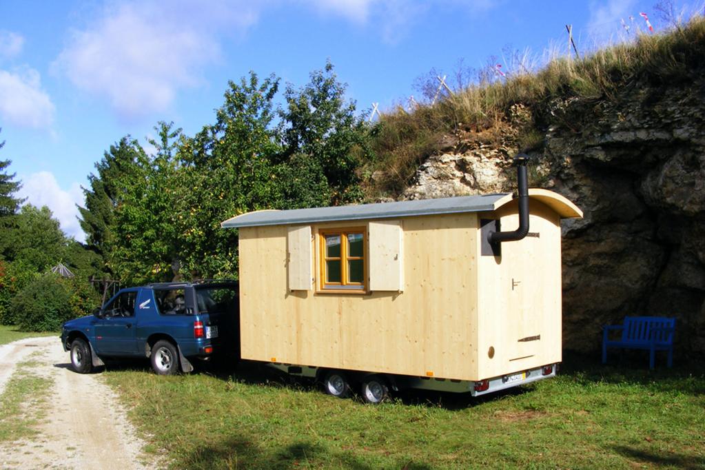 Zurück zur Natur: Nostalgie-Wohnwagen aus Holz 