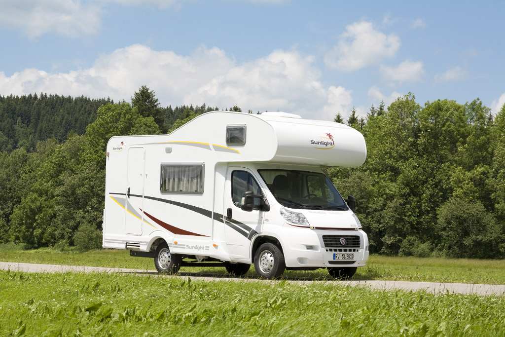 Caravan Salon Düsseldorf: Reisemobil für Männer: Weicheier müssen draußen bleiben | Sunlight Alkoven