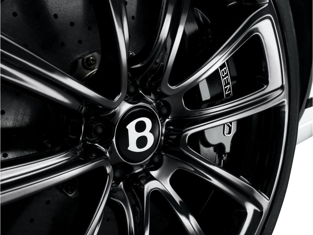 Continental: Bentley Continental GT Supersports sprintet bis 329 km/h 