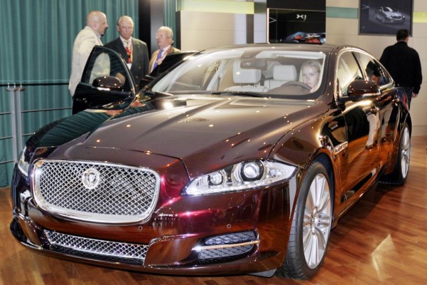 Ein Blick hinter die Kulissen: Erste Fotos vom Jaguar XJ