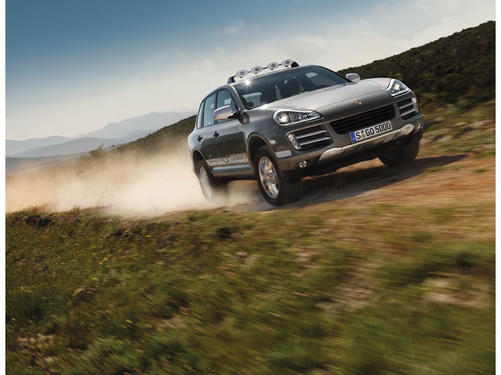 Fahrbericht Porsche Cayenne S Transsyberia: Über Stock und Stein