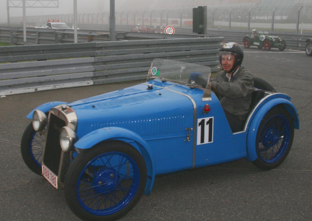 Fotoshow vom 37. Avd-Oldtimer-Grand-Prix auf dem Nürburgring - Bild(12)