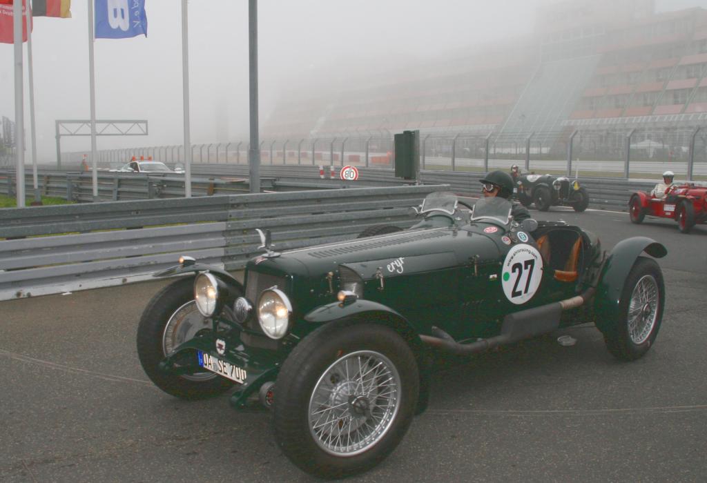 Fotoshow vom 37. Avd-Oldtimer-Grand-Prix auf dem Nürburgring - Bild(13)