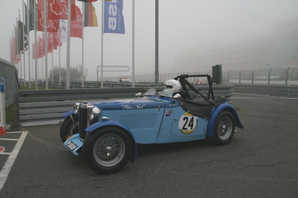 Fotoshow vom 37. Avd-Oldtimer-Grand-Prix auf dem Nürburgring - Bild(2)