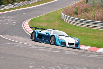 Gumpert apollo sport: Rekordfahrt durch die grüne Hölle - Bild