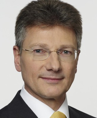 Hintergrund: Man sieht sich im Leben immer zwei Mal
