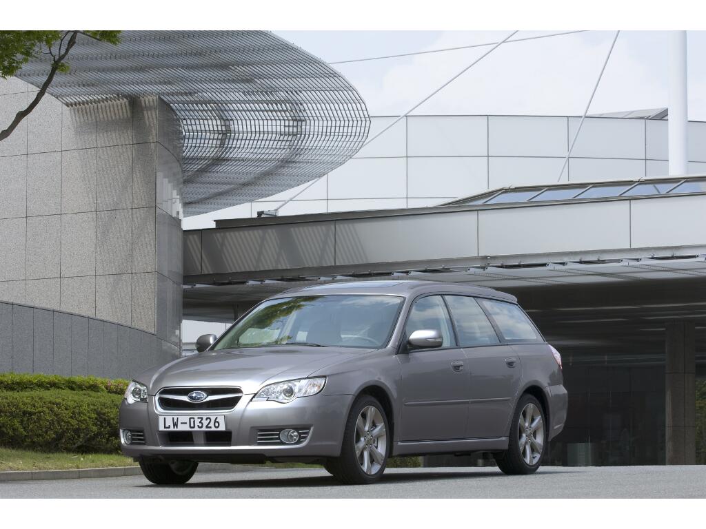 IAA Frankfurt: IAA 2009: Subaru präsentiert neuen Legacy und Outback