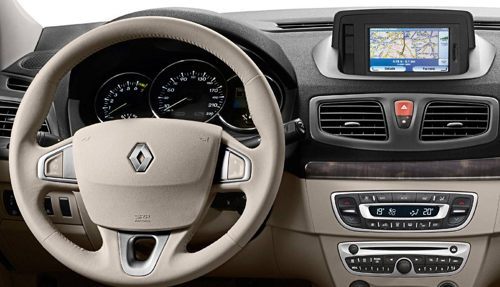IAA Frankfurt: IAA 2009: Weltpremiere des Renault Fluence