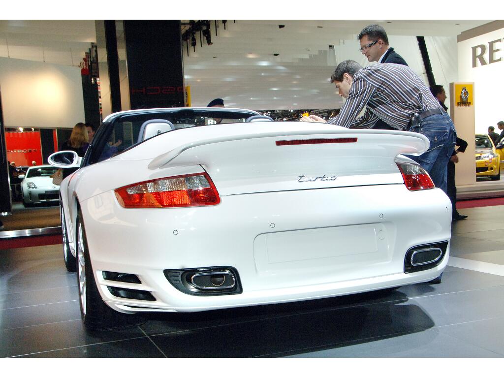 IAA Frankfurt: IAA 2009: Weltpremiere für den Porsche 911 Turbo