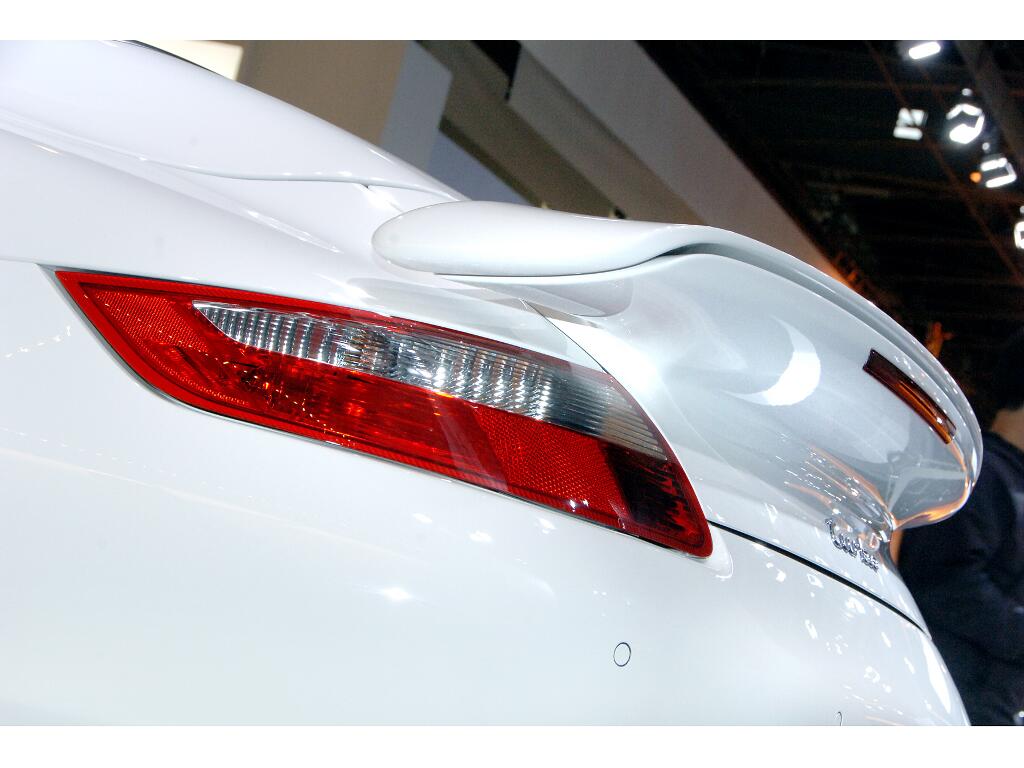IAA Frankfurt: IAA 2009: Weltpremiere für den Porsche 911 Turbo