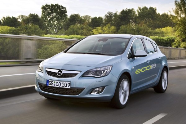 Internationale Automobilausstellung: Sparmotoren für den Opel Astra 