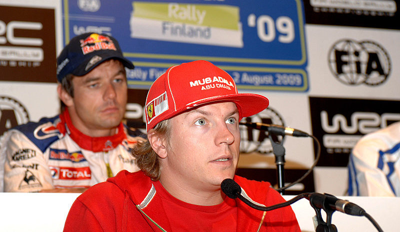 Kimi Räikkönen cool wie immer : Willkommen im Team