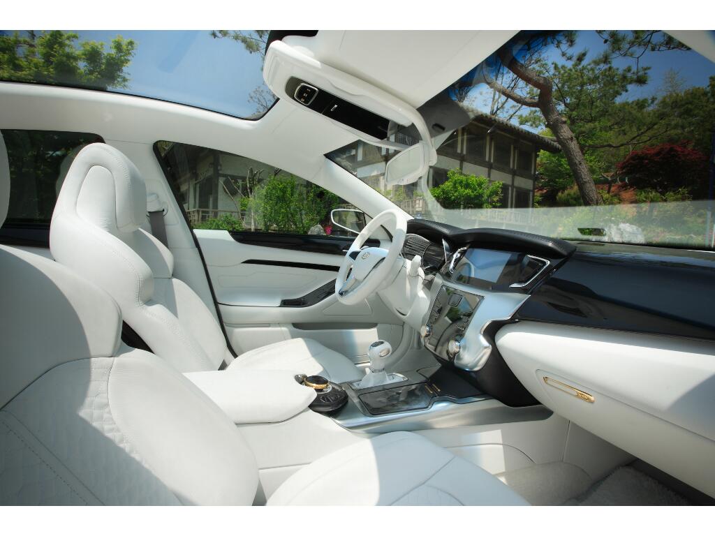 Modellstudien: Kia zeigt erste Bilder seiner Premium-Limousine