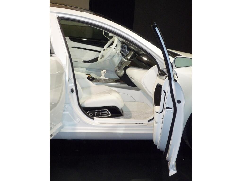 Modellstudien: Kia zeigt erste Bilder seiner Premium-Limousine