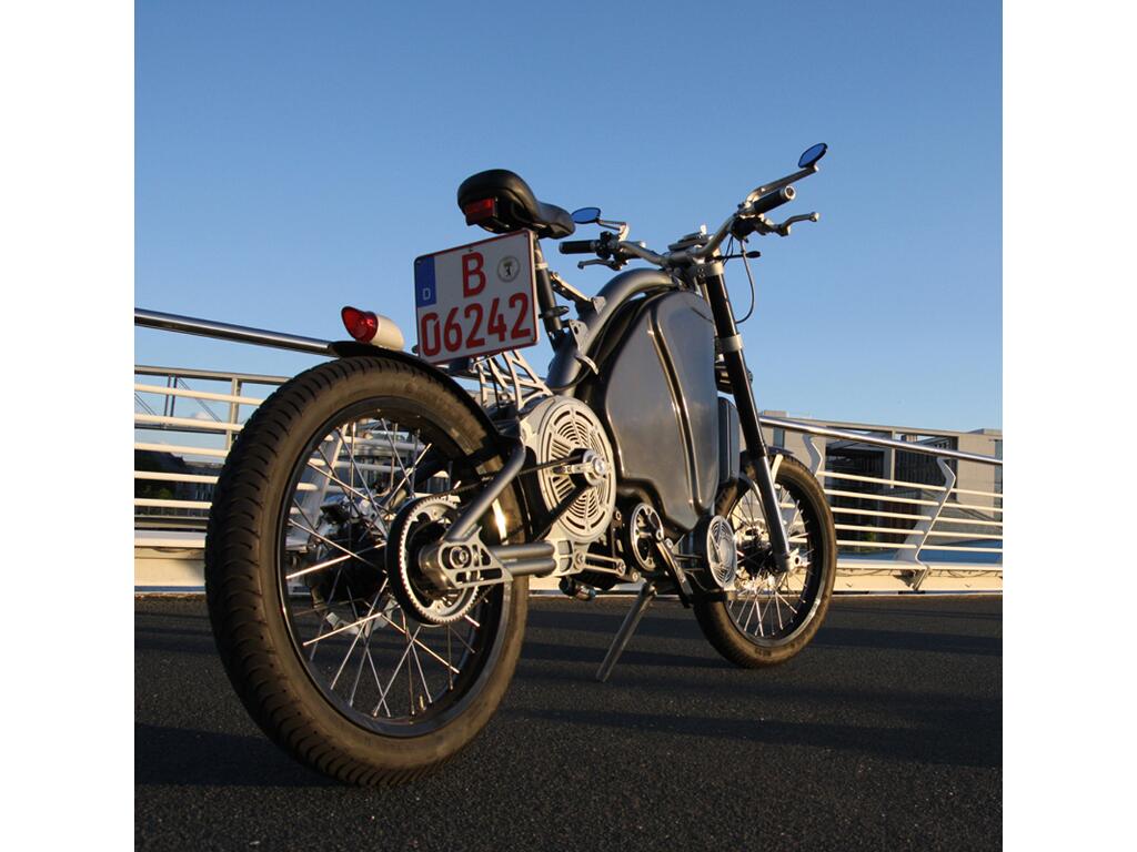 Motorradmarken: Erockit: Mensch-Maschine-Hybrid-Zweirad, handmade in Berlin