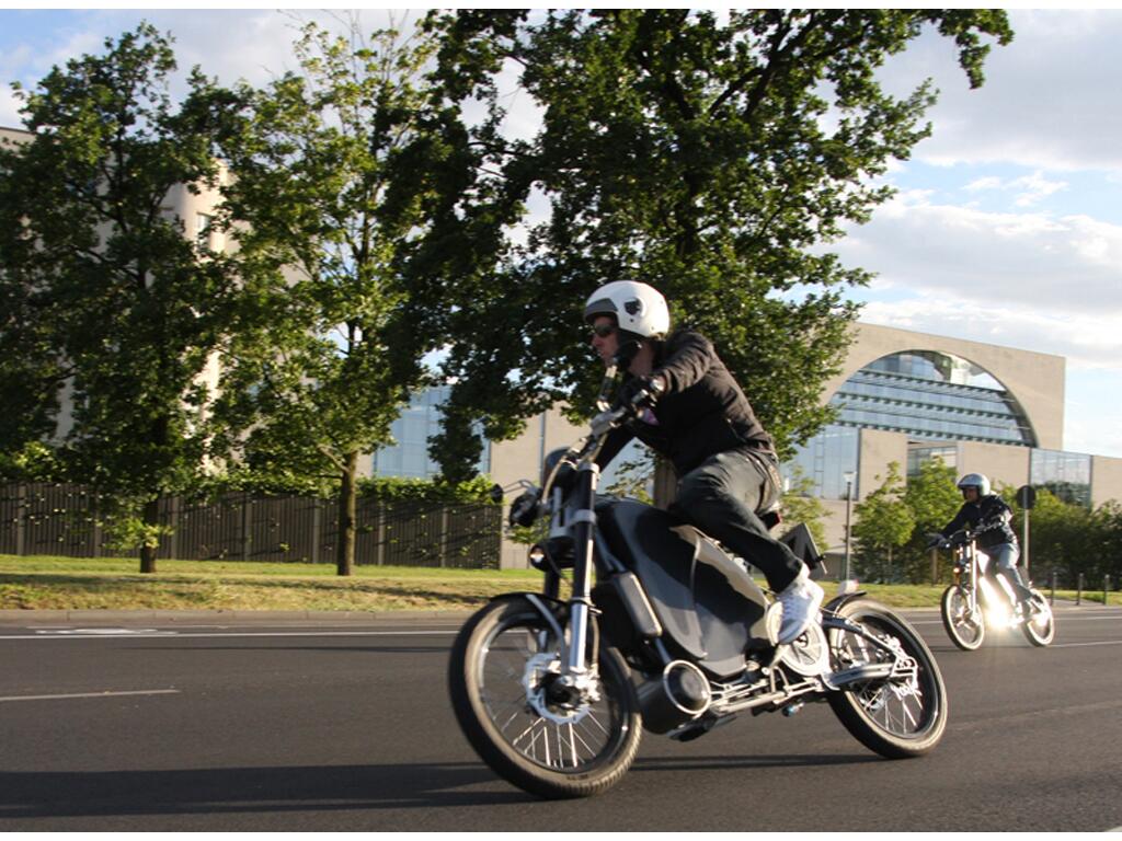 Motorradmarken: Erockit: Mensch-Maschine-Hybrid-Zweirad, handmade in Berlin