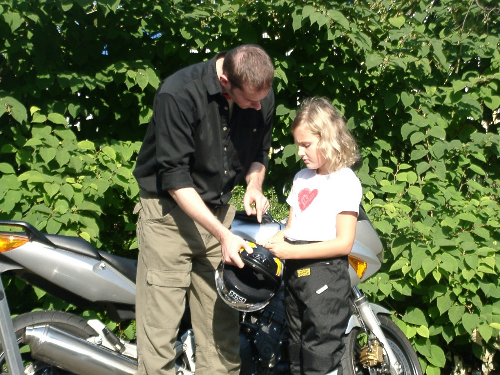 News: Service: Kinder als Beifahrer auf dem Motorrad