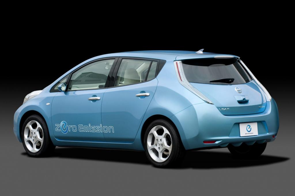 Nissan ''Leaf'': Fünfsitziges Elektroauto ab 2010 