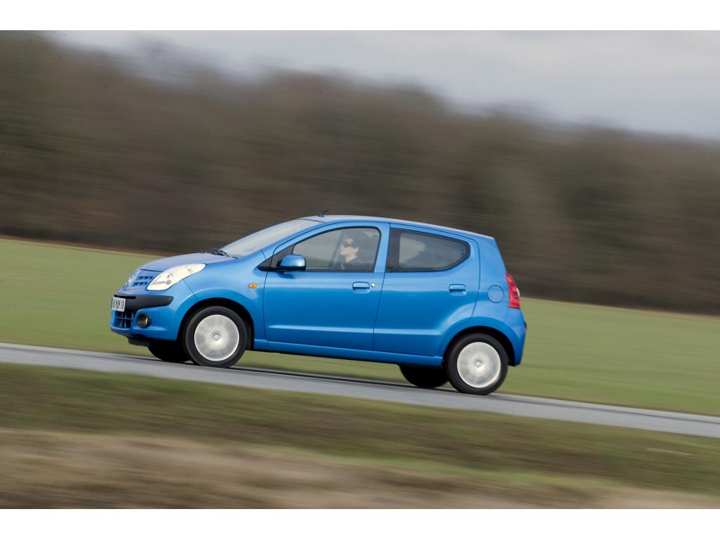 Pixo: Fahrbericht Nissan Pixo: Günstiger, aber nicht billiger Stadtflitzer 