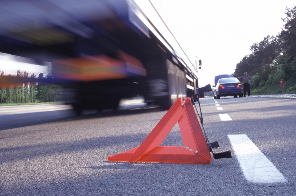 Ratgeber: Autopanne - für den Ernstfall rüsten  - Bild