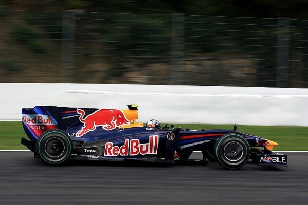 Red Bull mit Problemen: Elektrikschaden an Webbers Motor