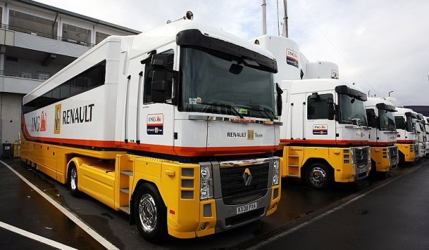 Renault in Valencia eingetroffen: Bereit für das Rennen