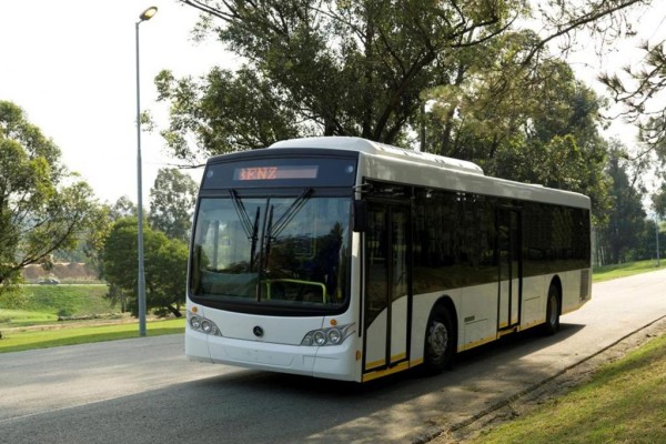 Südafrika bestellt 125 Mercedes-Busse 