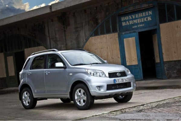 Sanft überarbeiteter Daihatsu Terios beim Händler 