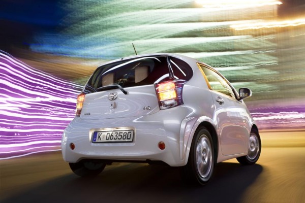 Toyota iQ auf Beach-Club-Tour 