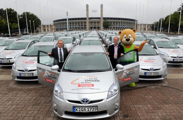Toyota sponsert 200 Shuttle-Fahrzeuge für Leichtathletik-WM 