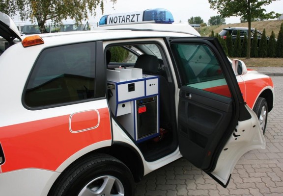 Volkswagen spendet Touareg als Notarzt-Einsatzfahrzeug