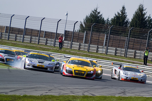 ADAC GT Masters-Sachsenring: Haase/Moser erfolgreich