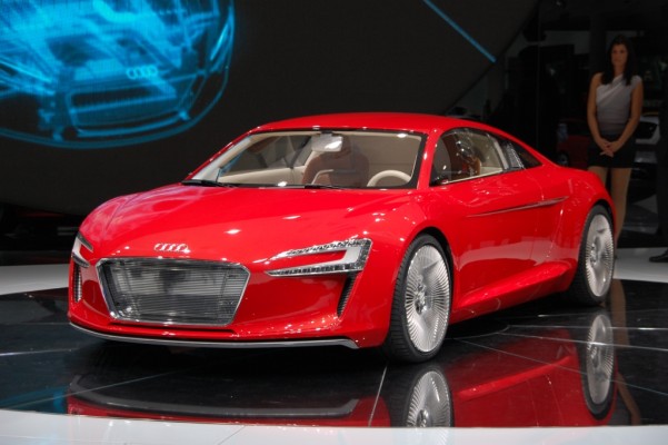 Audi präsentiert Sportwagen-Studie e-tron auf der IAA 