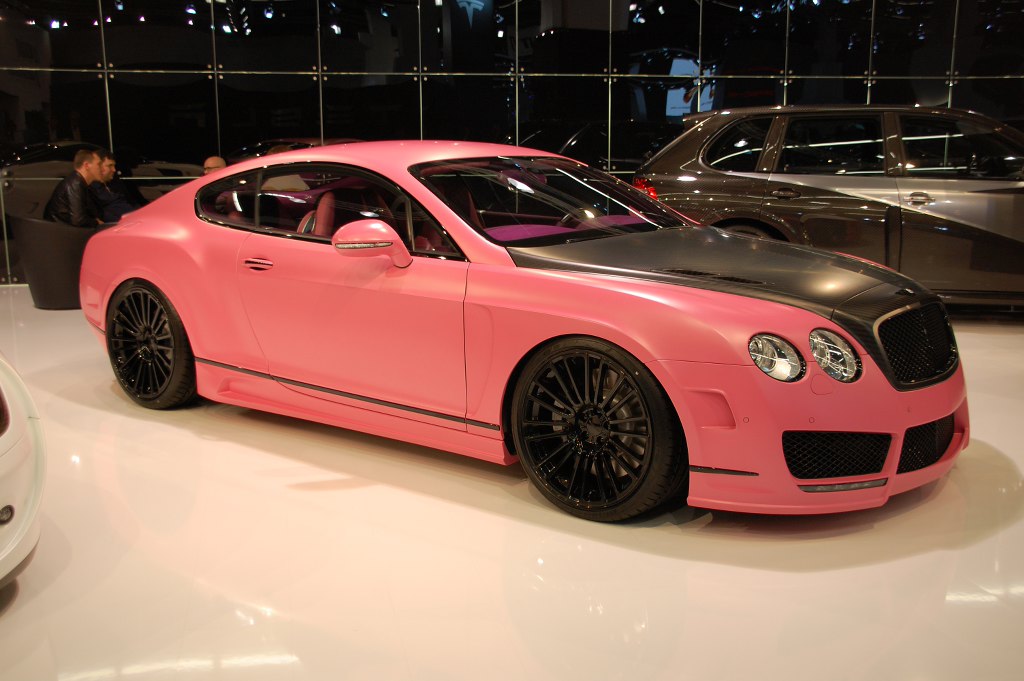 Aufgepasst – Pink Panther! Ach nein, es ist ein Mansory... 