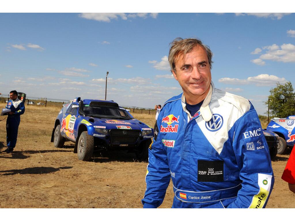 Automarken A - Z: Volkswagen nimmt an Silk-Way-Rallye teil