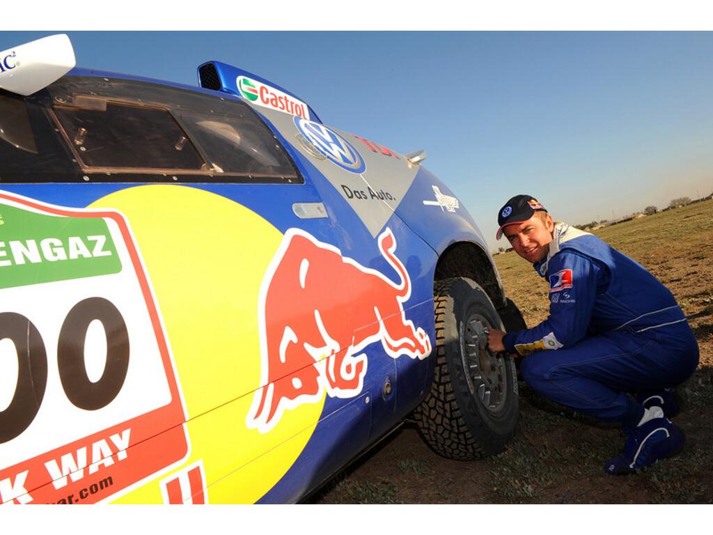 Automarken A - Z: Volkswagen nimmt an Silk-Way-Rallye teil