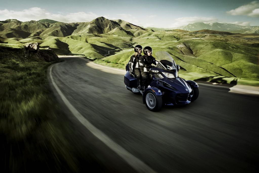 Can Am Spyder Roadster RT: Dreirad für Easy Rider 
