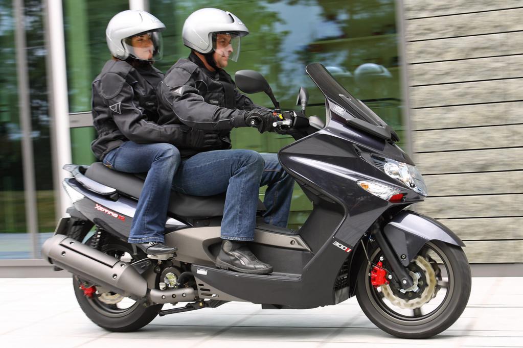 Fahrbericht Kymco Xciting 500i R ABS: Sportlicher Roller zum günstigen Preis 