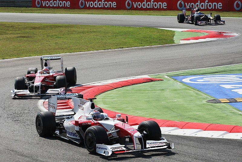 Glock und Trulli auf 11 und 12: Für Aktion gesorgt