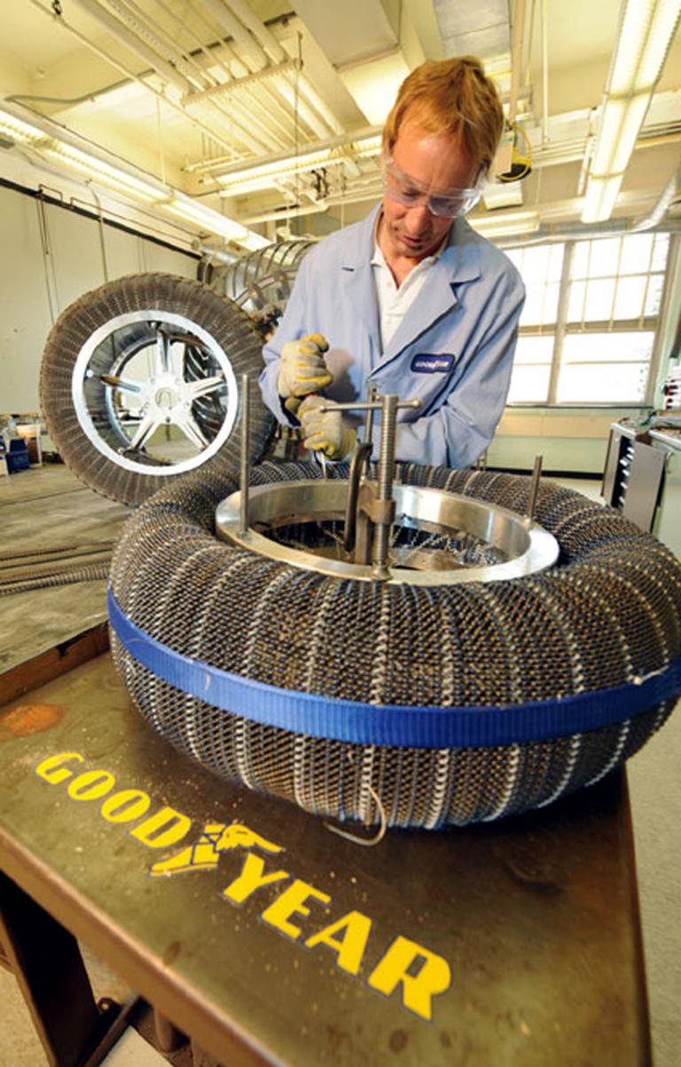 Goodyear entwickelt Reifen für den Mond 