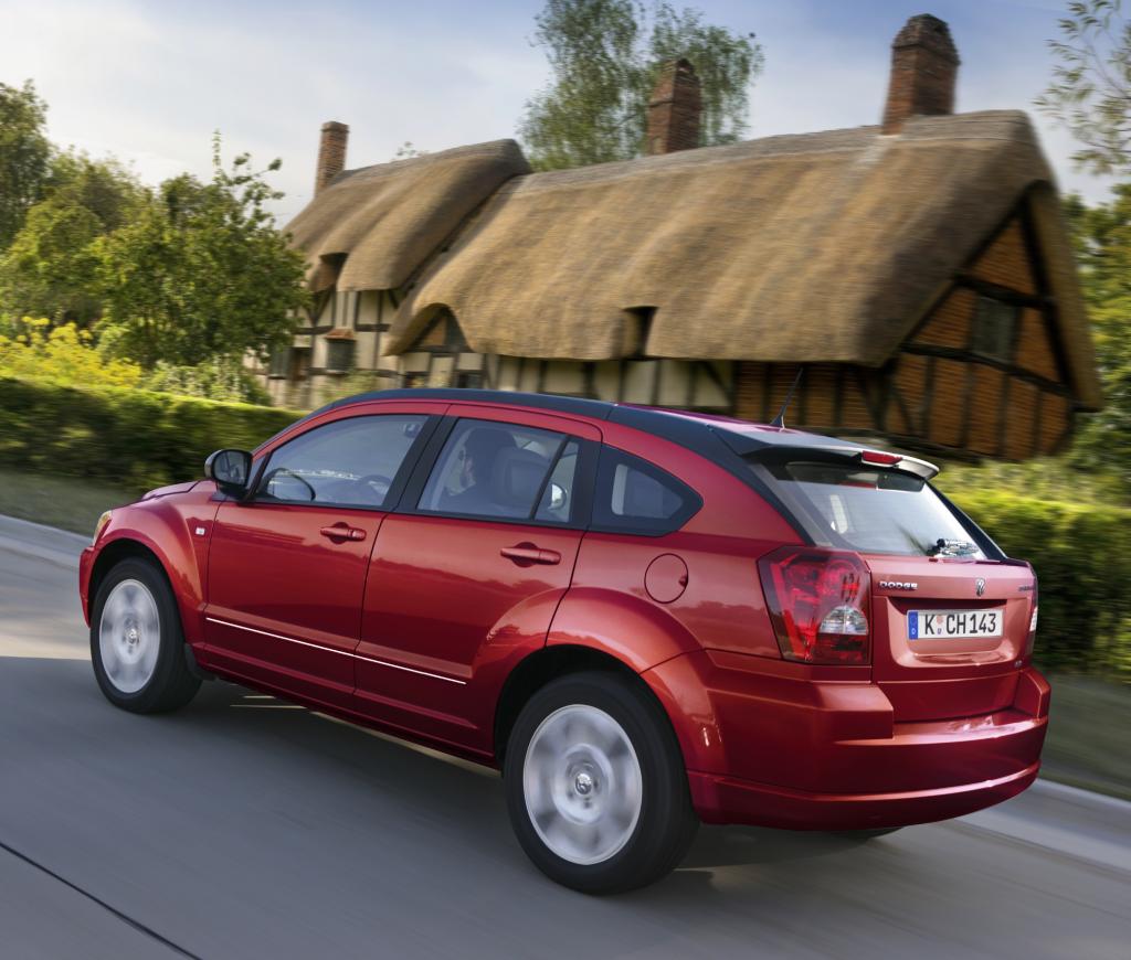 IAA 2009: Dodge Caliber mit neuen Motoren und neuem Innenraum - Bild(2)