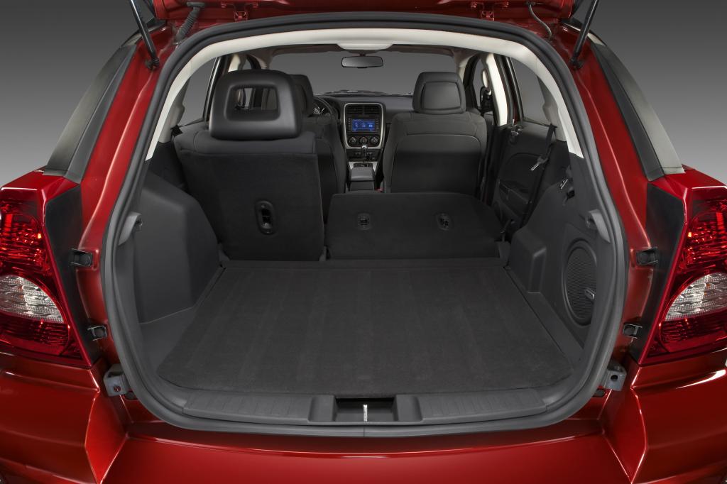 IAA 2009: Dodge Caliber mit neuen Motoren und neuem Innenraum - Bild(3)