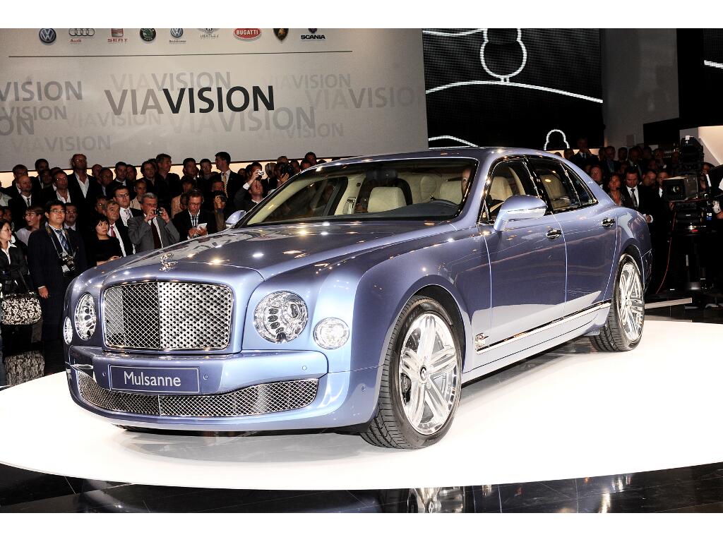 IAA Frankfurt: IAA 2009: Die Ablösung für den Arnage fährt vor