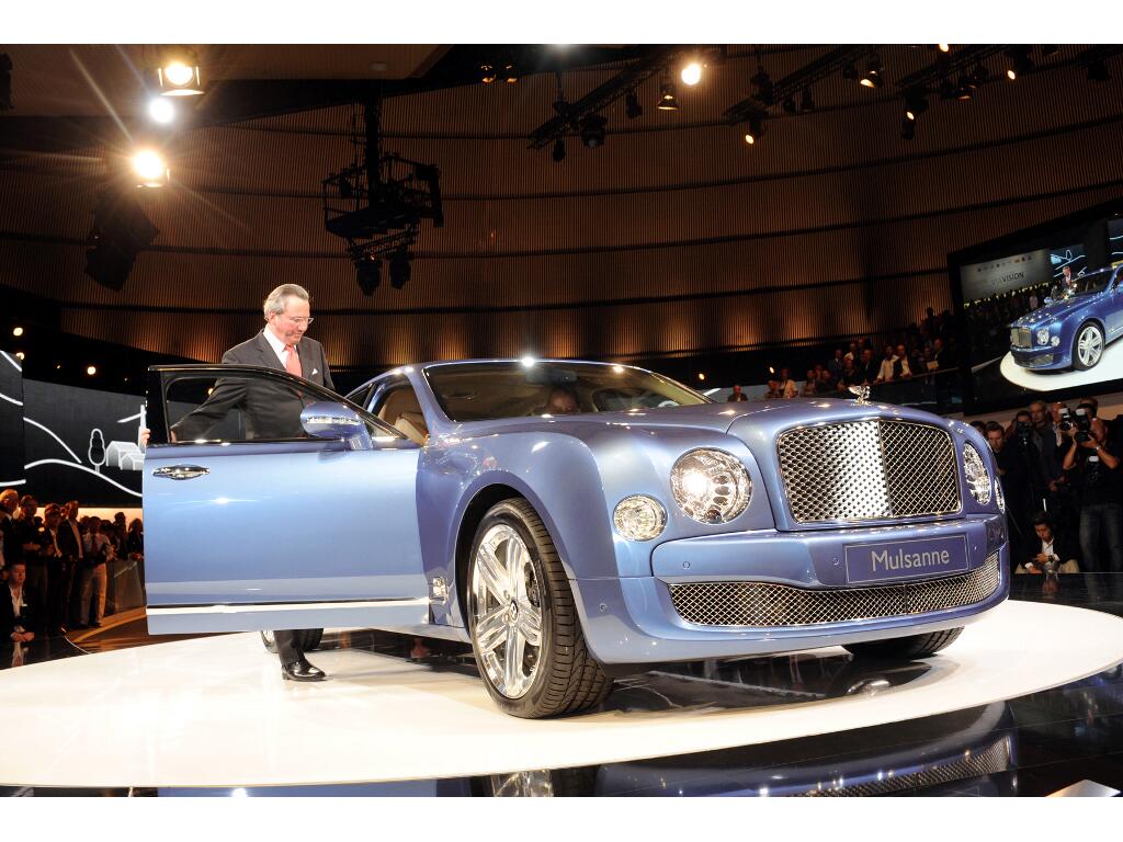 IAA Frankfurt: IAA 2009: Die Ablösung für den Arnage fährt vor